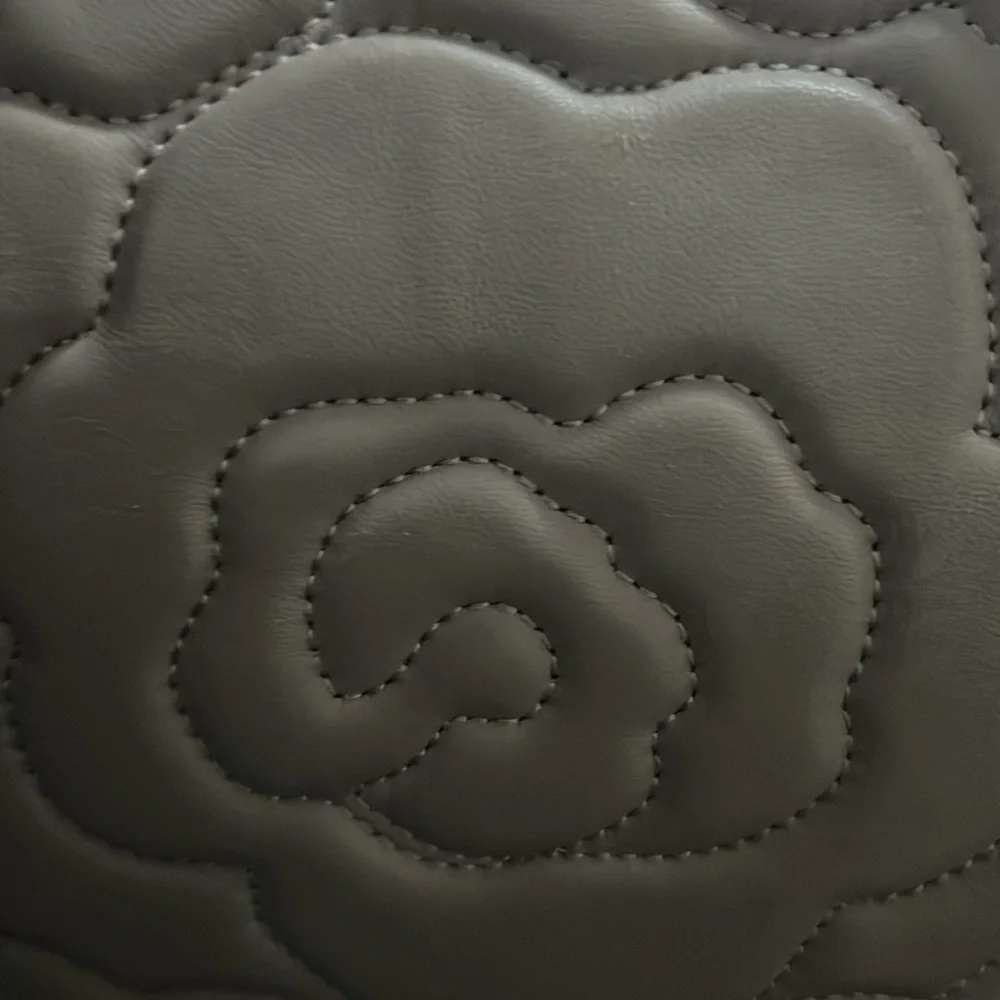 Kate Spade Sedgwick Lane Rose Kensey Beige Quilted‎ Bag